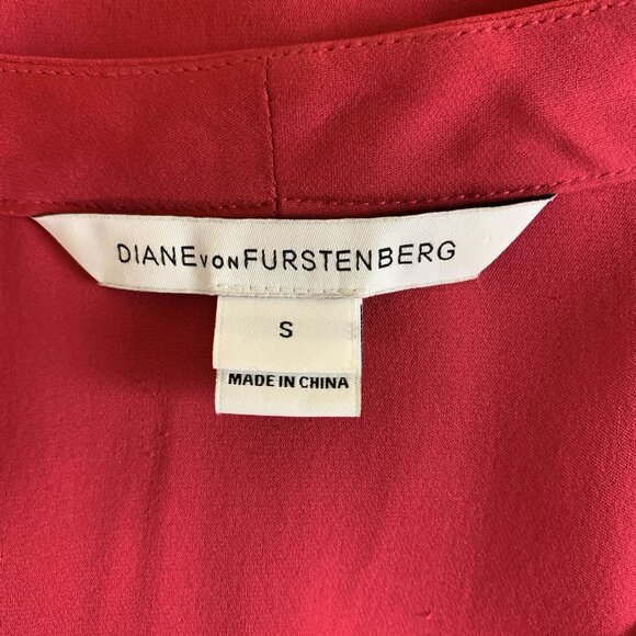 Diane Von Furstenberg Pink Silk Sleeveless Blouse V Neck Career Top Small - Picture 3 of 4